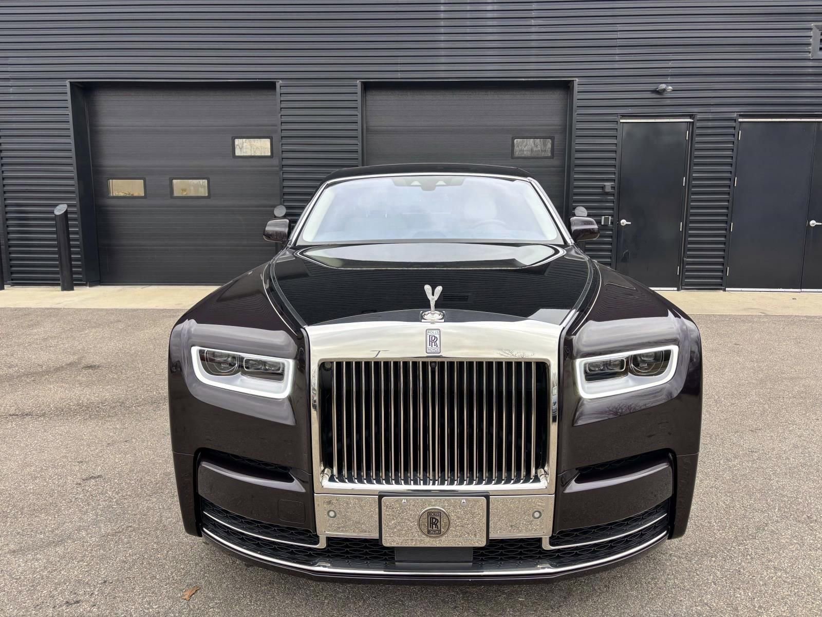 Used 2019 Rolls-Royce Phantom Sedan image 5