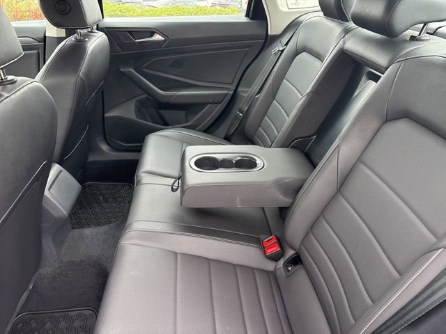 Certified 2024 Volkswagen Jetta SE FWD image 15