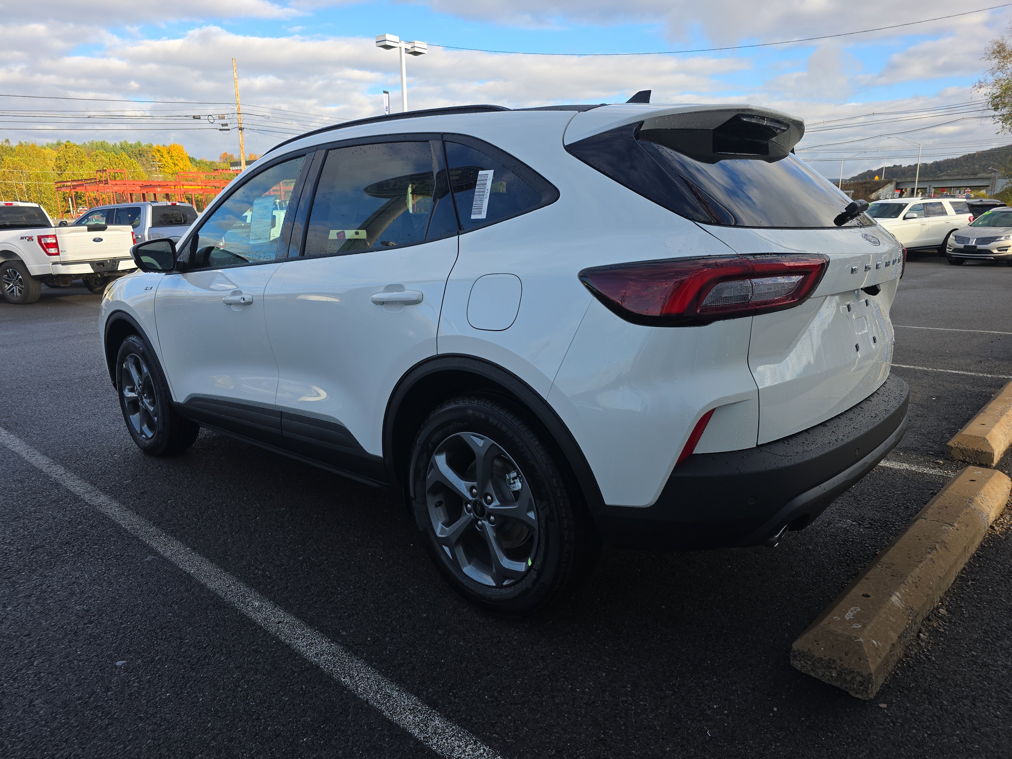 New 2026 Ford Escape ST-Line Select image 6