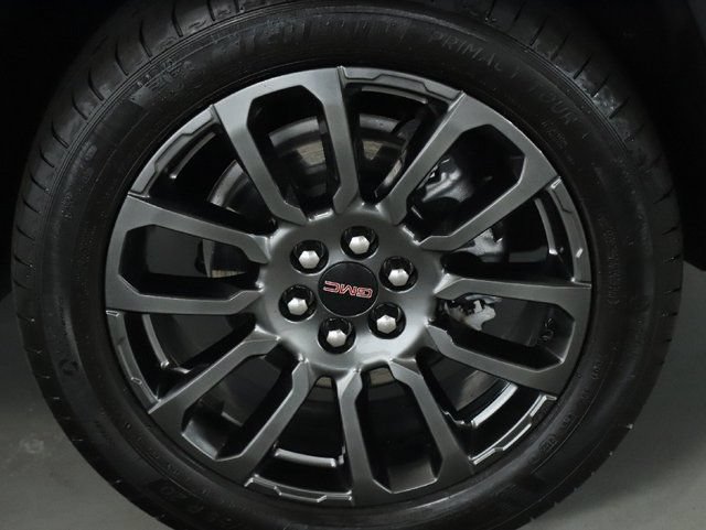 Used 2023 GMC Acadia Denali w/ Black Diamond Edition AWD/4WD image 12