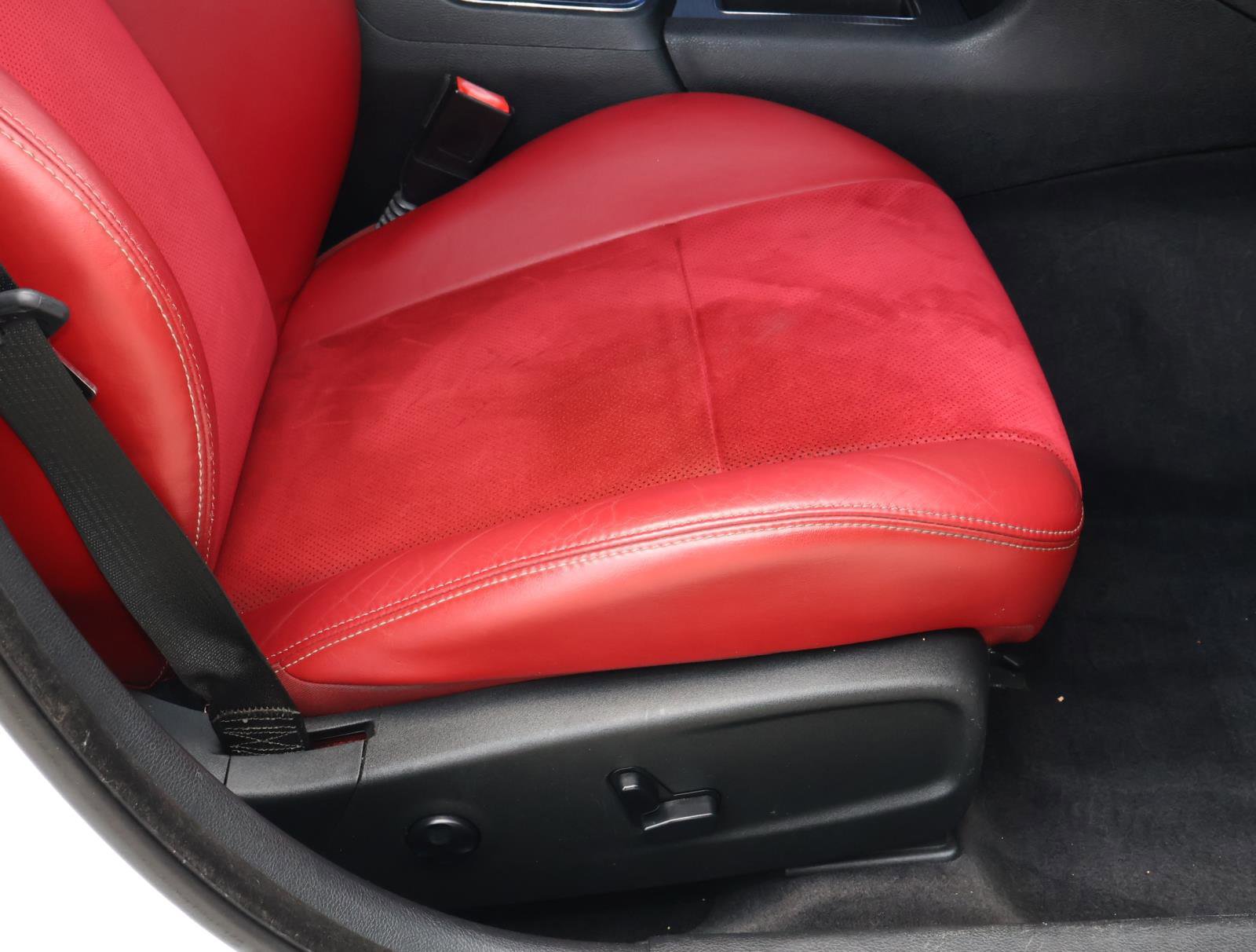 Used 2013 Dodge Charger SRT8 w/ Adaptive Cruise Control Group RWD image 20