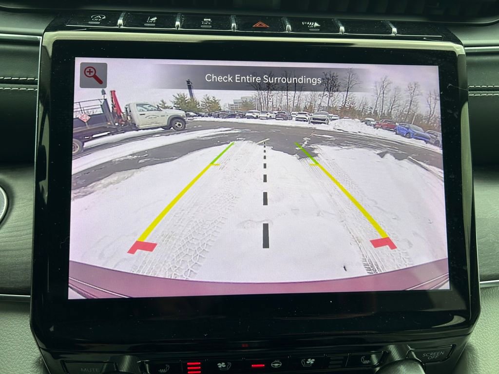 Certified 2023 Jeep Grand Cherokee Overland image 13