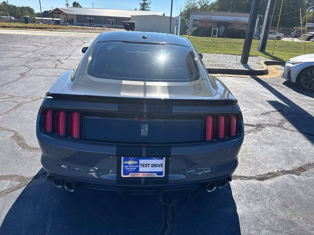 Used 2018 Ford Mustang Shelby GT350 w/ Convenience Package RWD image 10