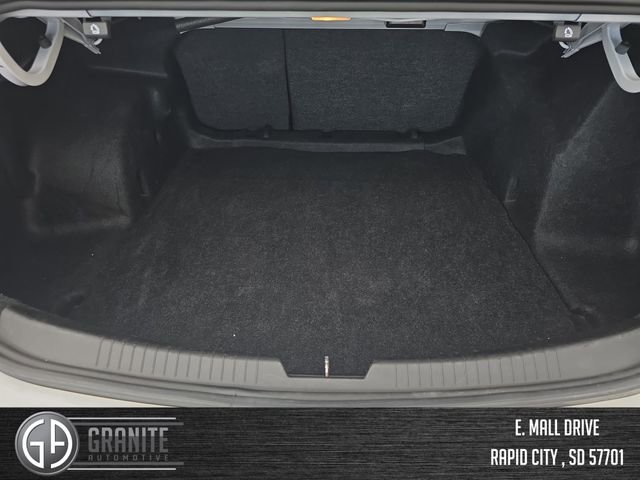Used 2024 Chevrolet Malibu LS FWD image 22