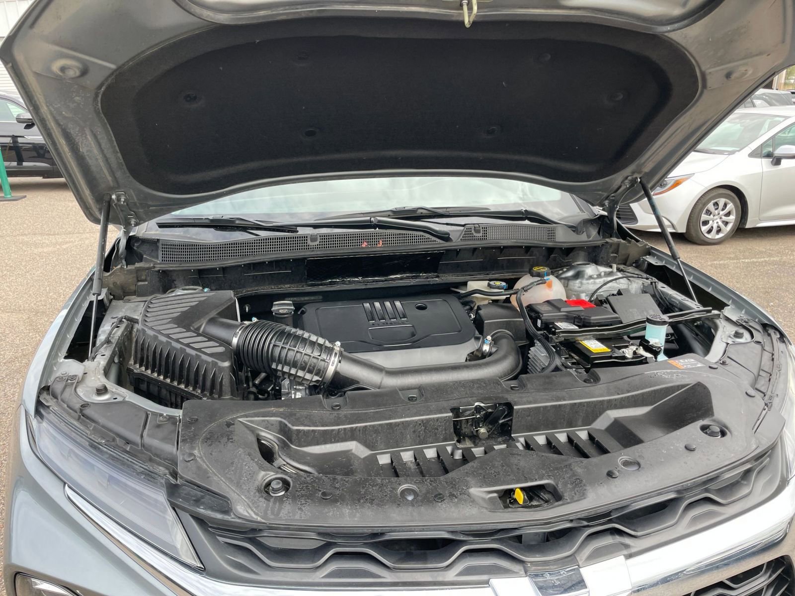 Used 2025 Chevrolet Blazer LT image 33