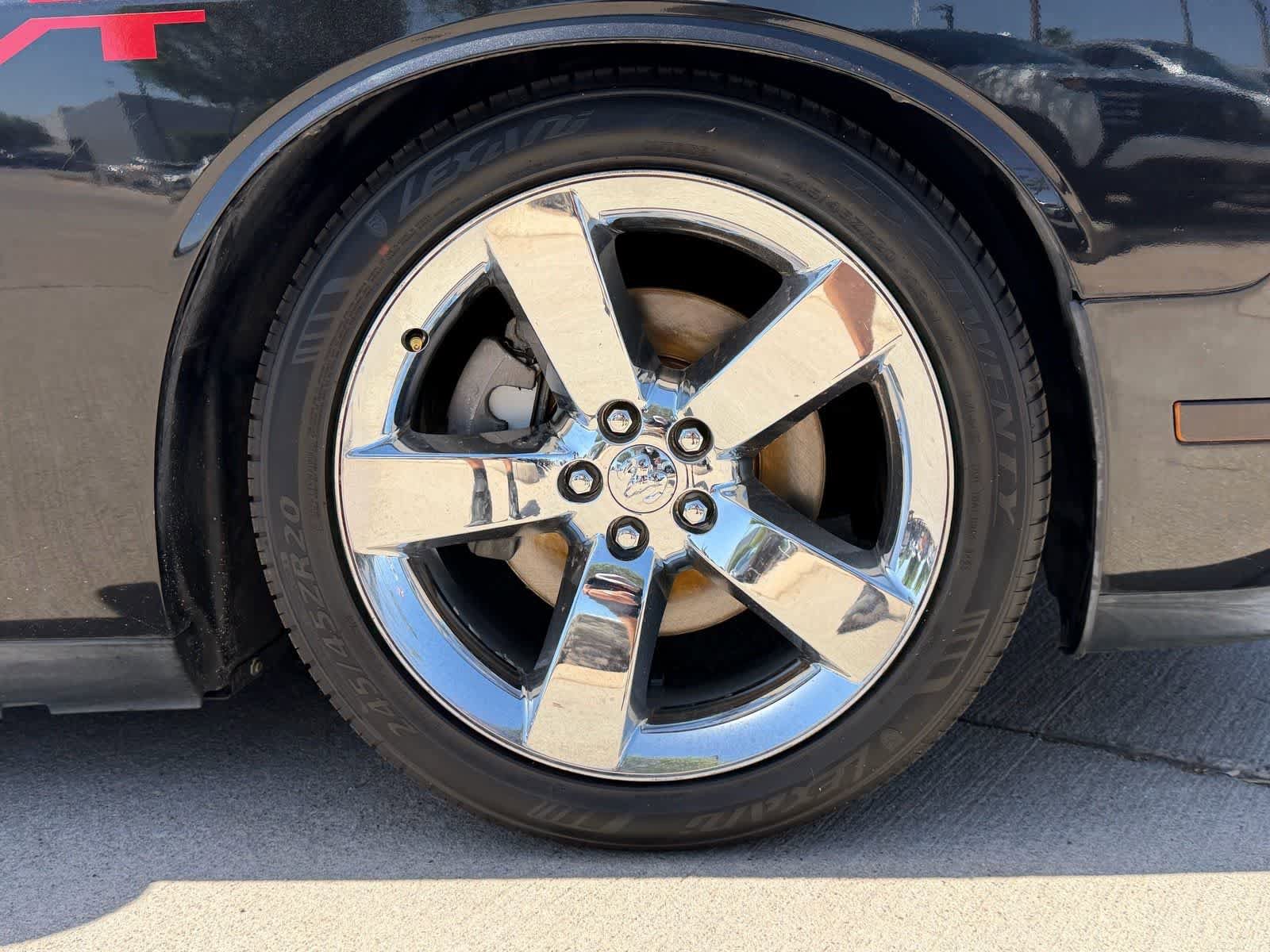 Used 2010 Dodge Challenger R/T RWD image 9