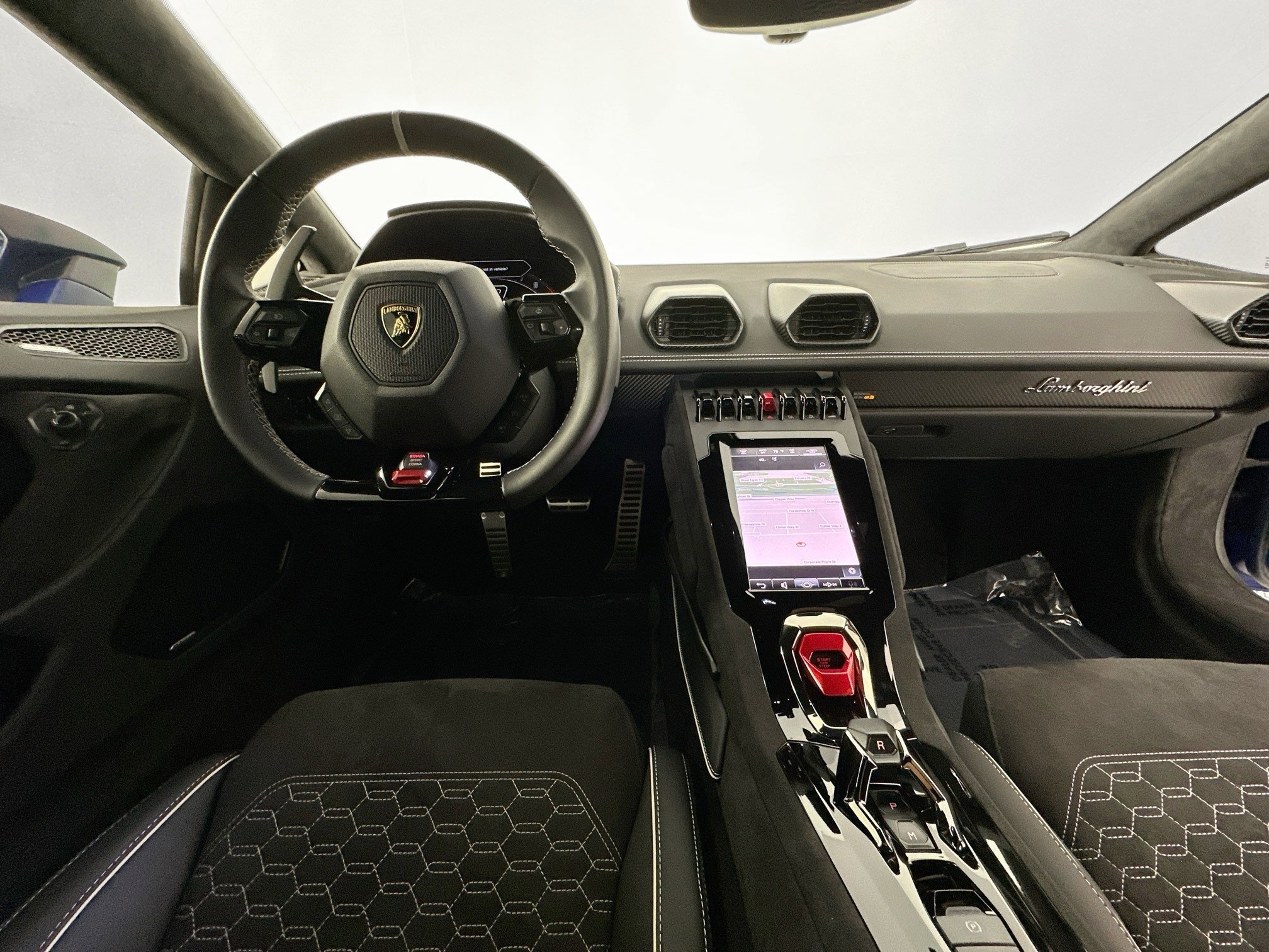 Used 2023 Lamborghini Huracan Tecnica image 22