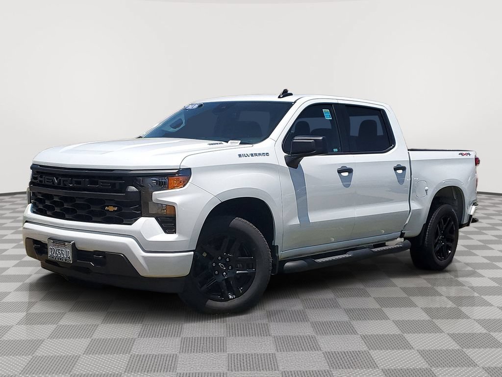 Used 2025 Chevrolet Silverado 1500 Custom w/ LPO, Utility Wall Package AWD/4WD image 2