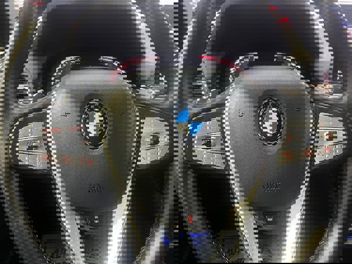 Used 2023 BMW X4 xDrive30i w/ Parking Assistance Package image 10