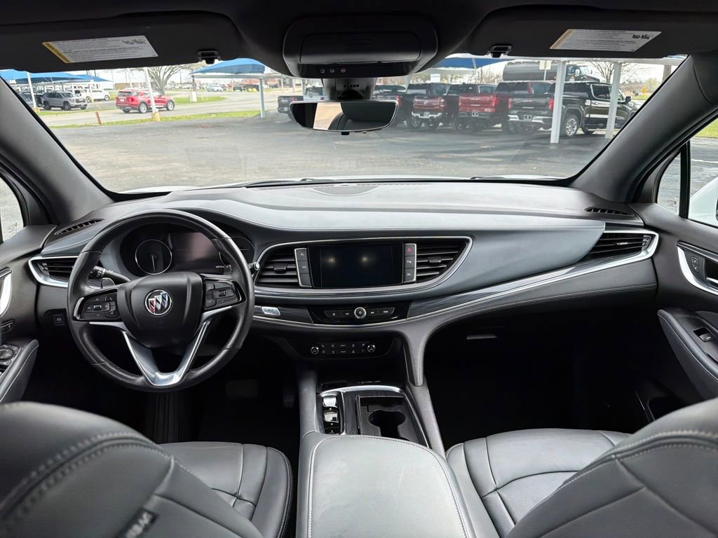 Used 2024 Buick Enclave Premium image 24