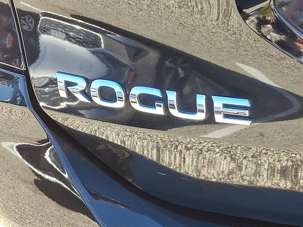 Used 2019 Nissan Rogue SV image 31