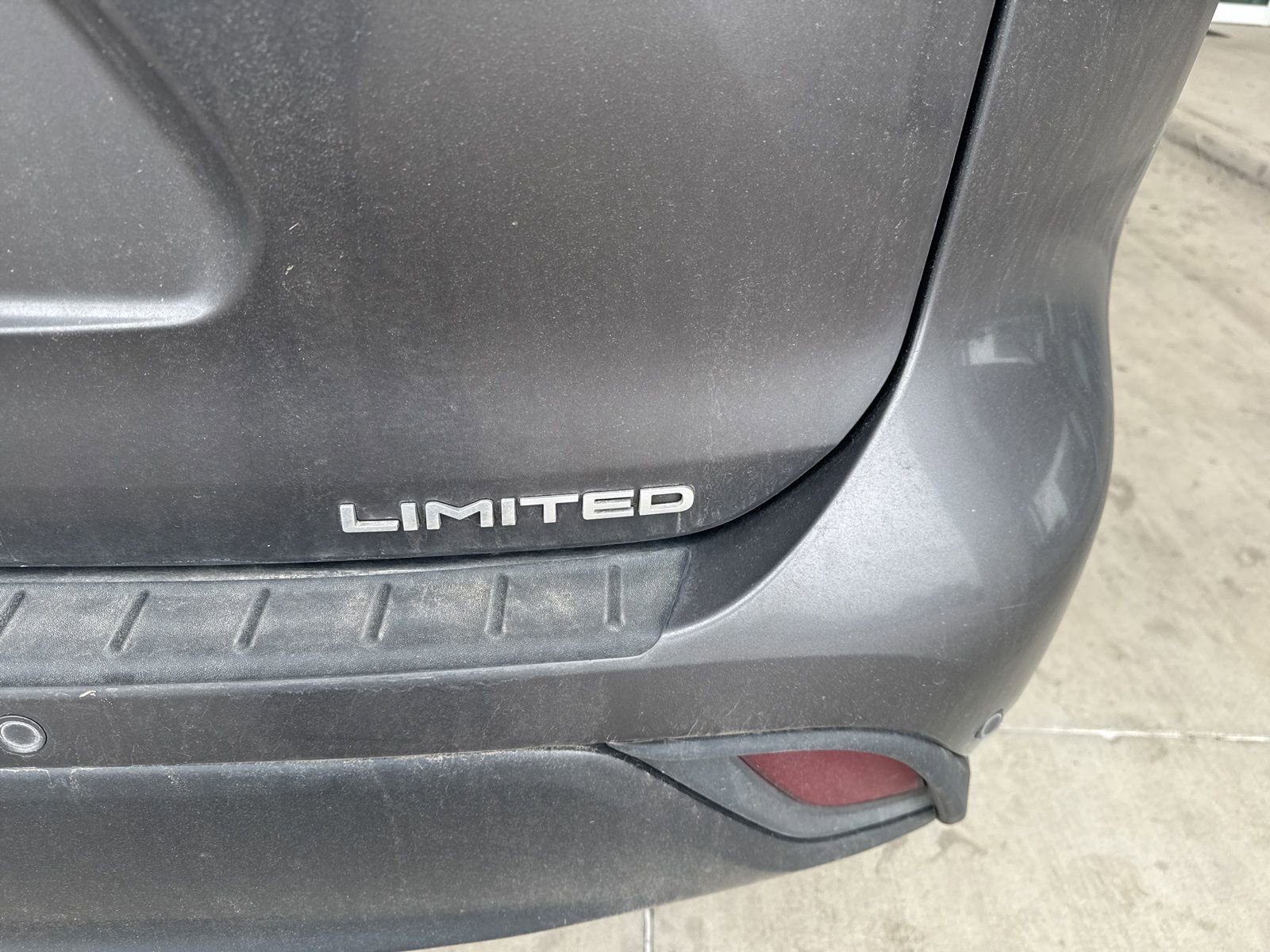 Used 2024 Toyota Highlander Limited image 15