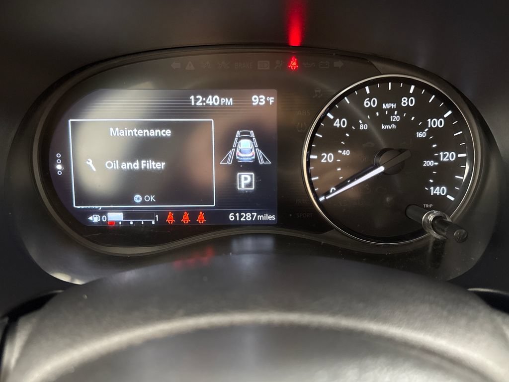 Used 2024 Nissan Kicks SV w/ Interior Electronics Package FWD image 17