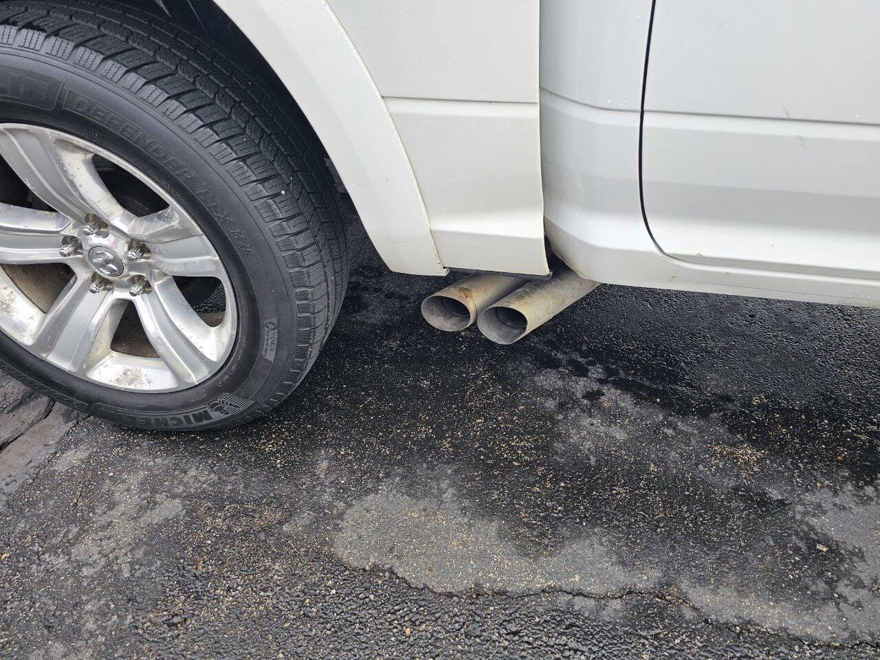 Used 2015 RAM 1500 Outdoorsman image 6