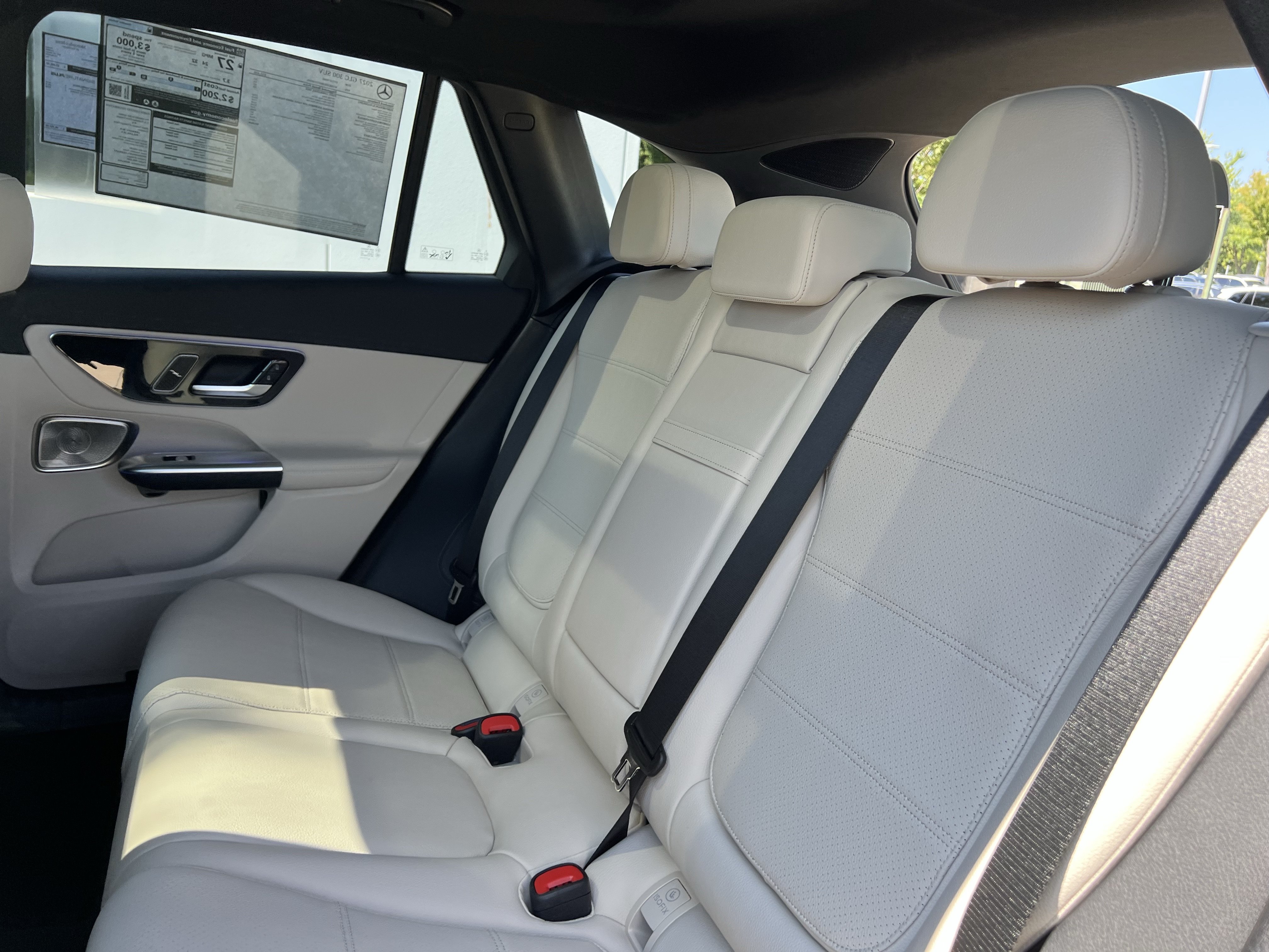 New 2027 Mercedes-Benz GLC 300 image 33