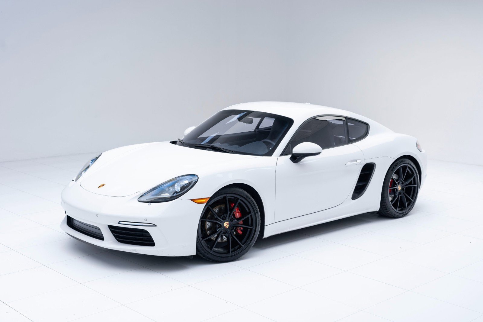 Certified 2024 Porsche 718 Cayman S