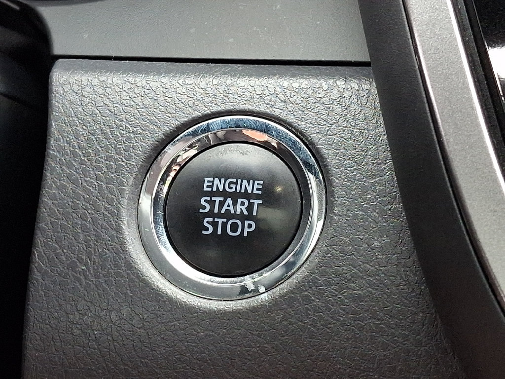 Certified 2022 Toyota Camry XLE AWD/4WD image 28