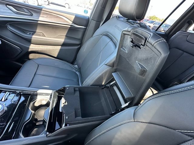 New 2025 Jeep Grand Cherokee L Overland AWD/4WD image 25