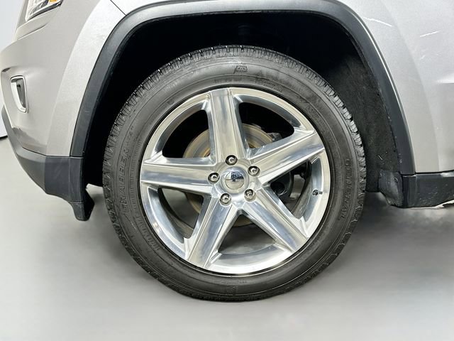 Used 2015 Jeep Grand Cherokee Limited w/ Trailer Tow Group IV image 33