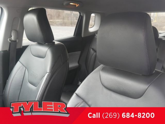 Used 2022 Jeep Compass Latitude image 39