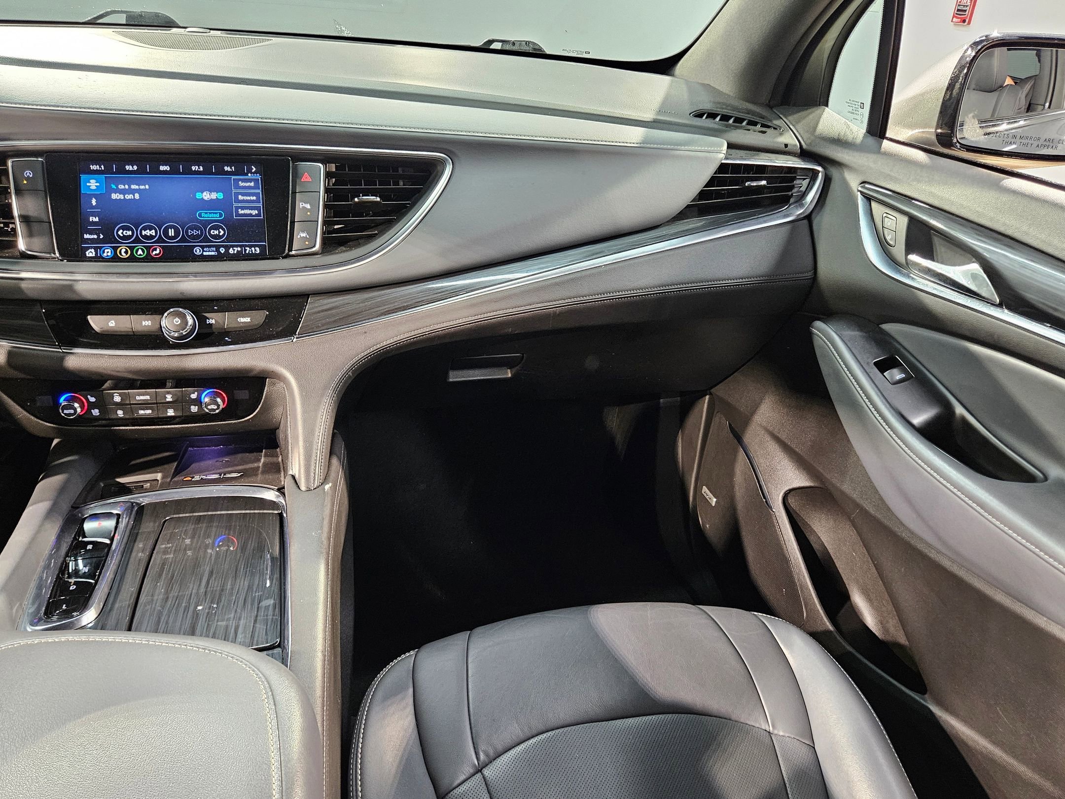 Used 2024 Buick Enclave Premium FWD image 11