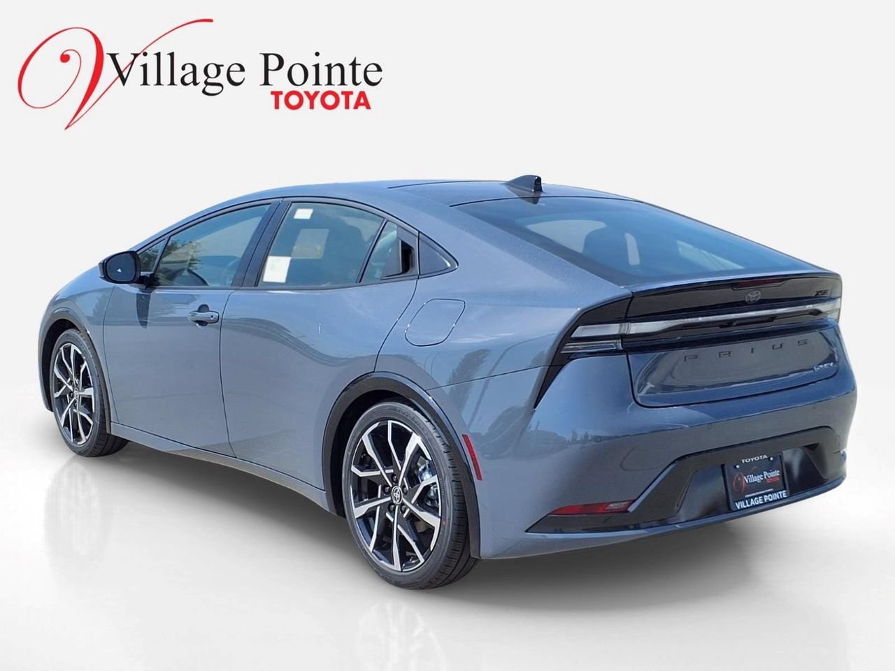 New 2026 Toyota Prius Plug-In Hybrid FWD image 3
