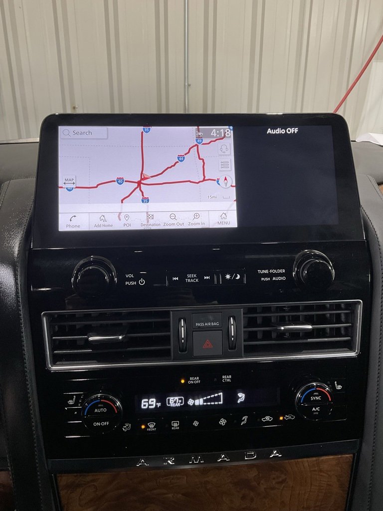 Used 2024 Nissan Armada SL w/ Captain's Chairs Package image 18