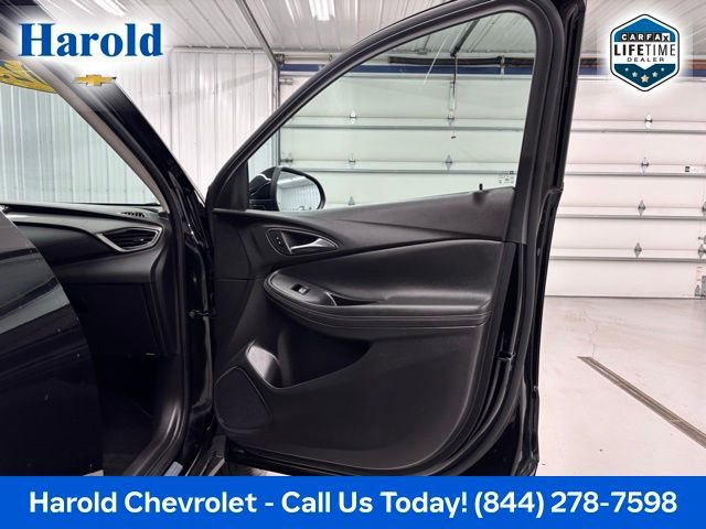 Used 2023 Buick Encore GX Preferred w/ Cold Weather Comfort Package FWD image 10