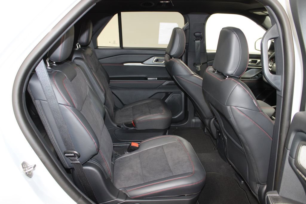 New 2026 Ford Explorer ST AWD/4WD image 33
