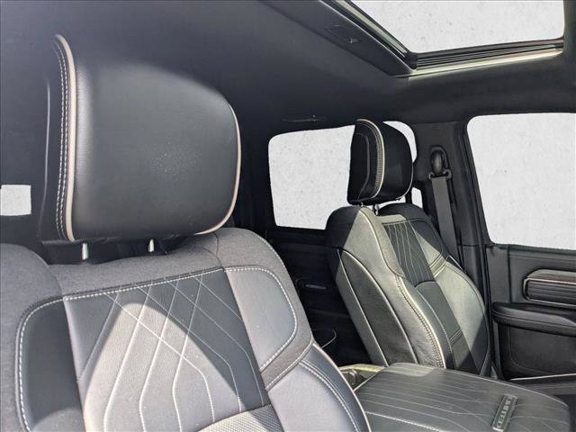 Used 2025 RAM 3500 Limited AWD/4WD image 19