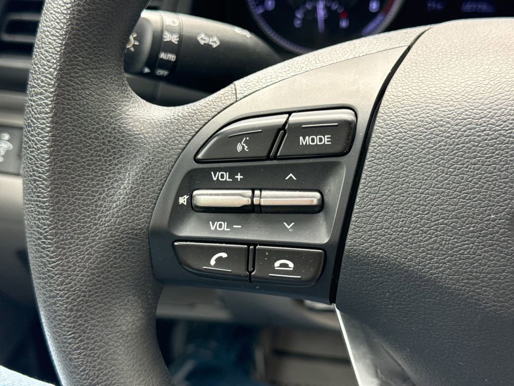 Used 2020 Hyundai Elantra SEL image 27