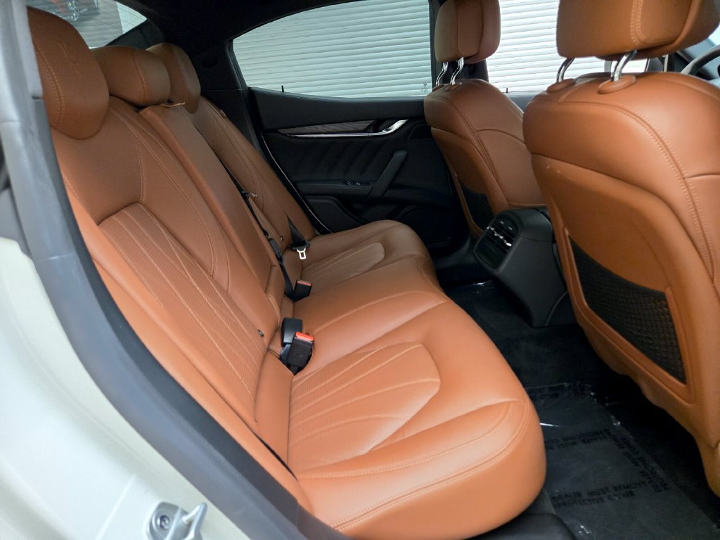 Certified 2023 Maserati Ghibli Modena RWD image 22
