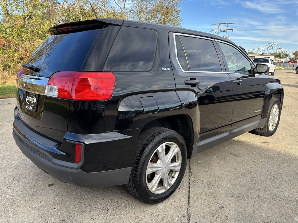 Used 2017 GMC Terrain SLE image 7