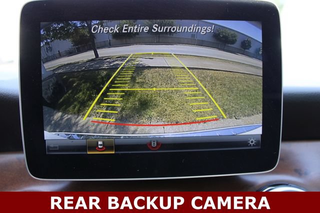 Used 2020 Mercedes-Benz GLA 250 4MATIC w/ Premium Package image 5