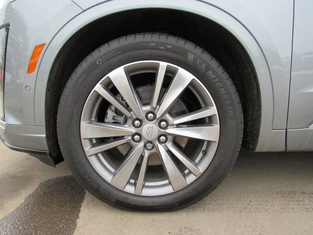 Used 2024 Cadillac XT6 Premium Luxury w/ Technology Package image 9