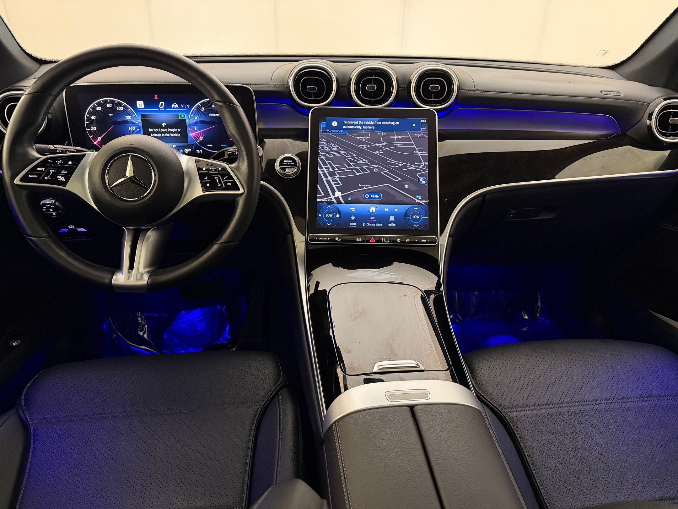 Used 2023 Mercedes-Benz GLC 300 4MATIC image 16