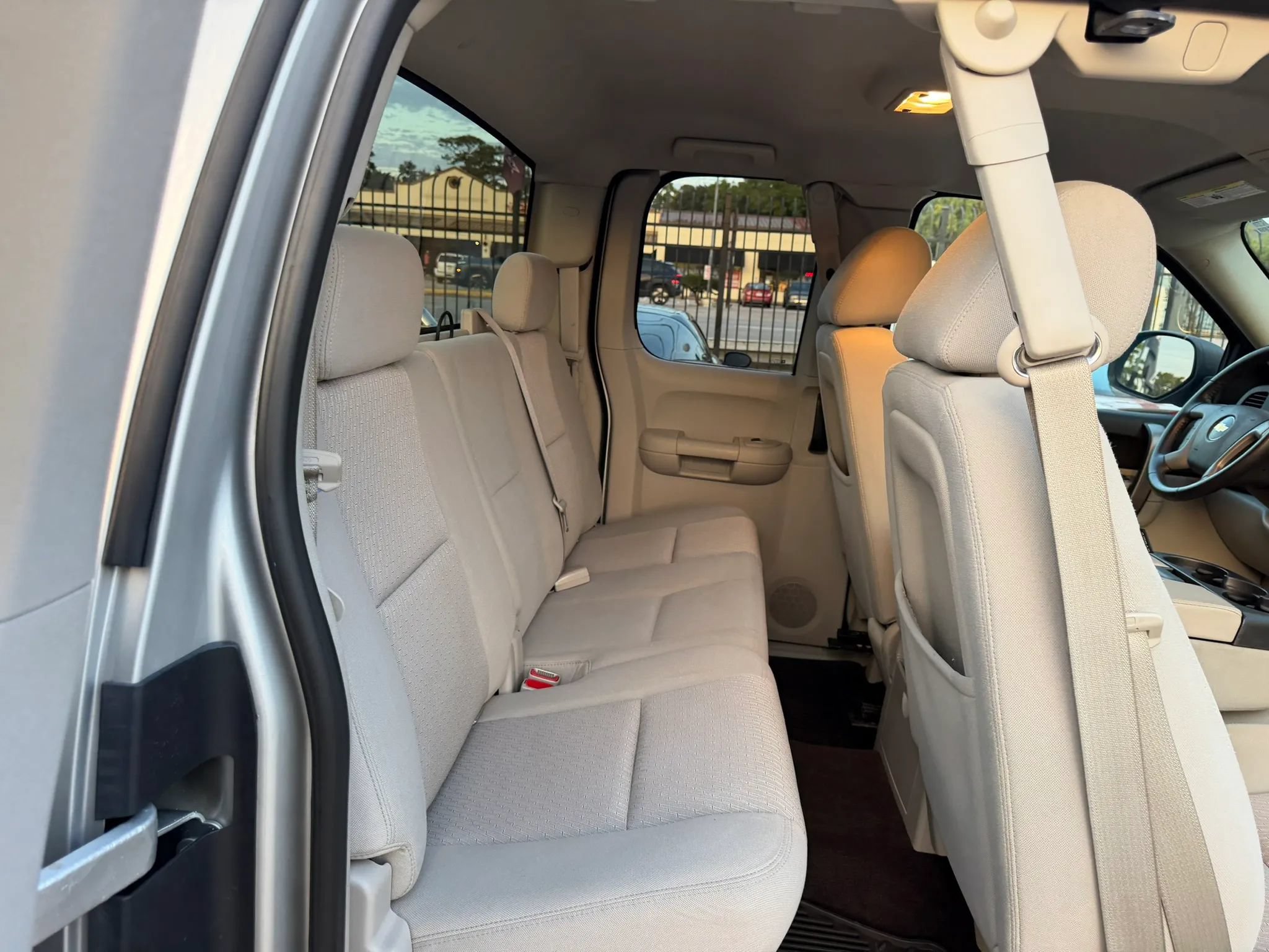 Used 2011 Chevrolet Silverado 1500 LT RWD image 29