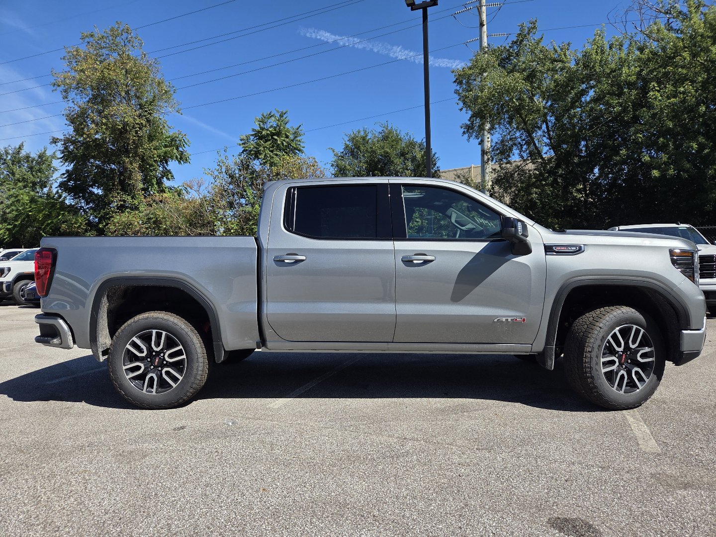 New 2026 GMC Sierra 1500 AT4 w/ AT4 Premium Package AWD/4WD image 21