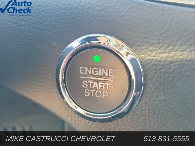 Used 2018 Ford Edge Titanium w/ Technology Package FWD image 17