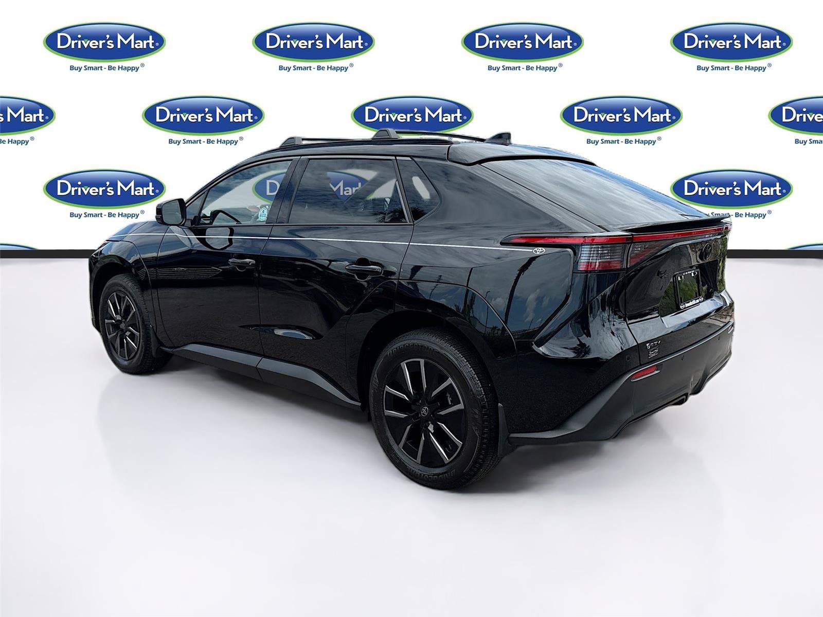 Used 2026 Toyota bZ FWD image 5