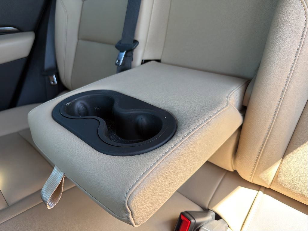 Used 2024 Cadillac XT4 Luxury image 24