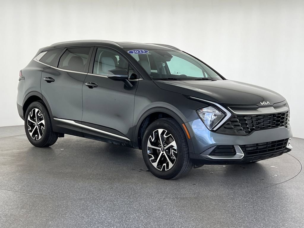 Used 2023 Kia Sportage EX image 9
