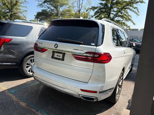 Used 2020 BMW X7 xDrive40i w/ Executive Package AWD/4WD image 12
