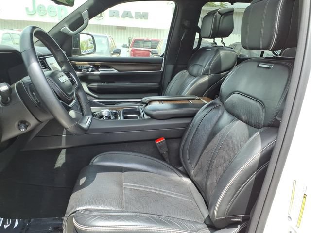 Used 2023 Jeep Grand Wagoneer L Series II AWD/4WD image 11