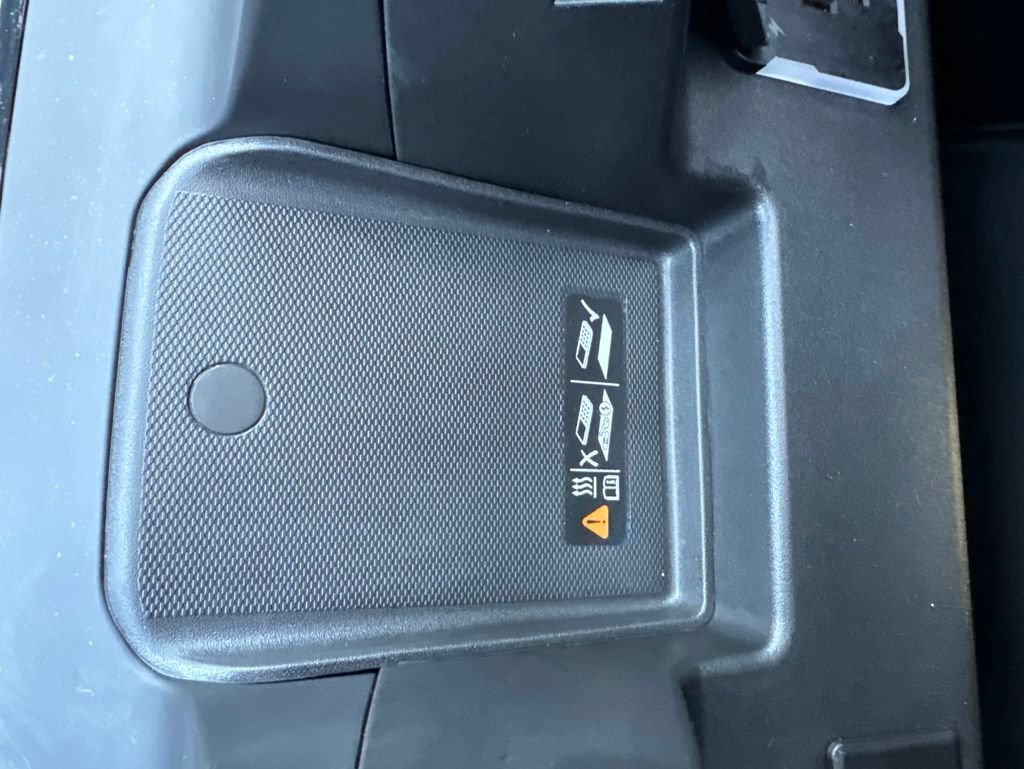 Used 2025 Chevrolet Silverado 2500 ZR2 w/ Technology Package AWD/4WD image 48
