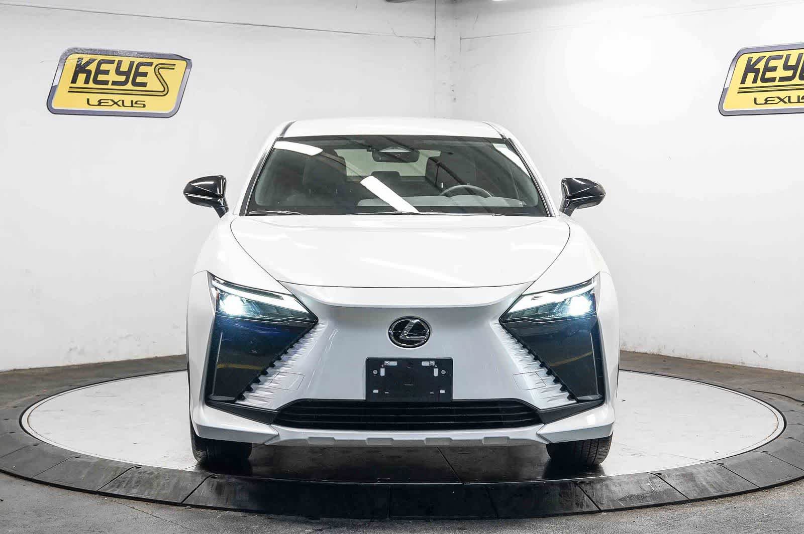 Used 2024 Lexus RZ 300e Premium FWD image 6