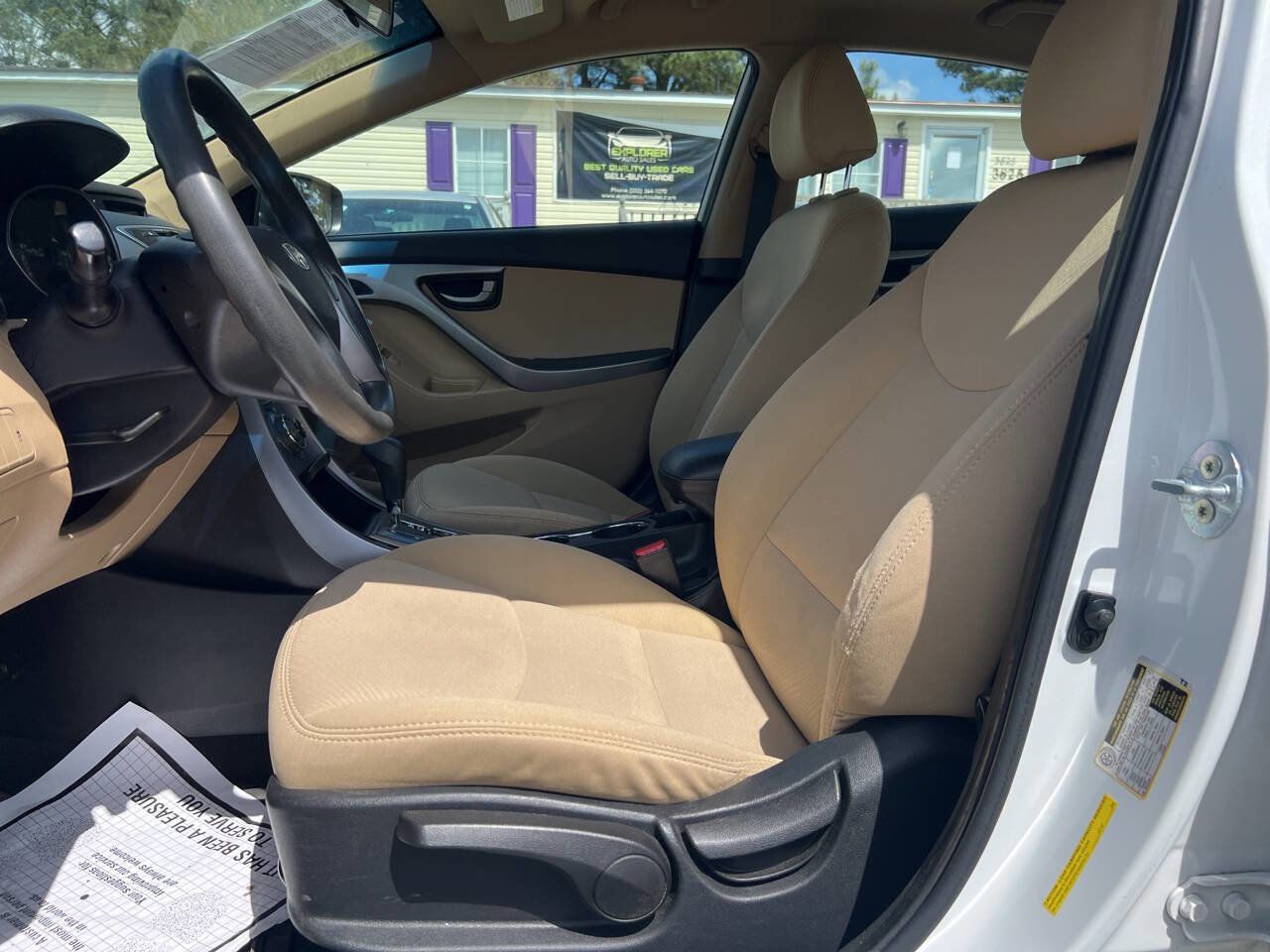 Used 2013 Hyundai Elantra GLS FWD image 12