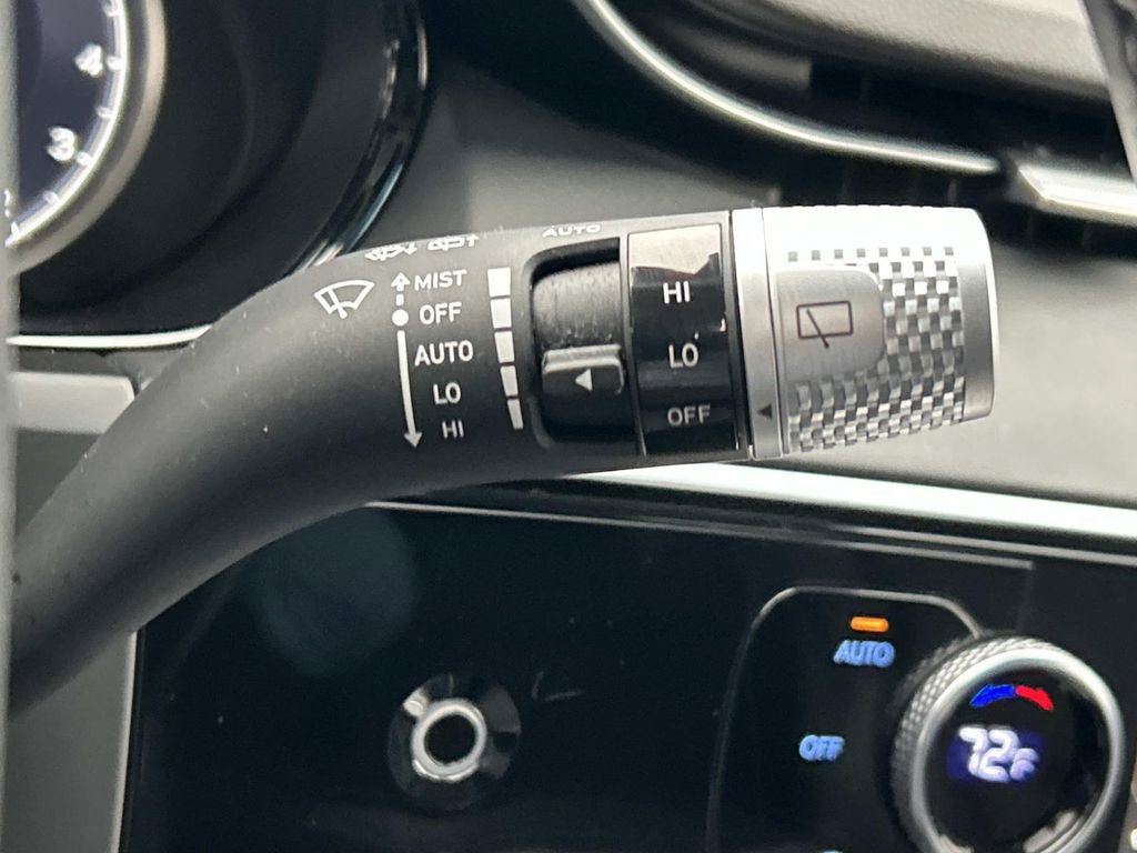 Used 2024 Genesis GV70 2.5T w/ Select Package image 34