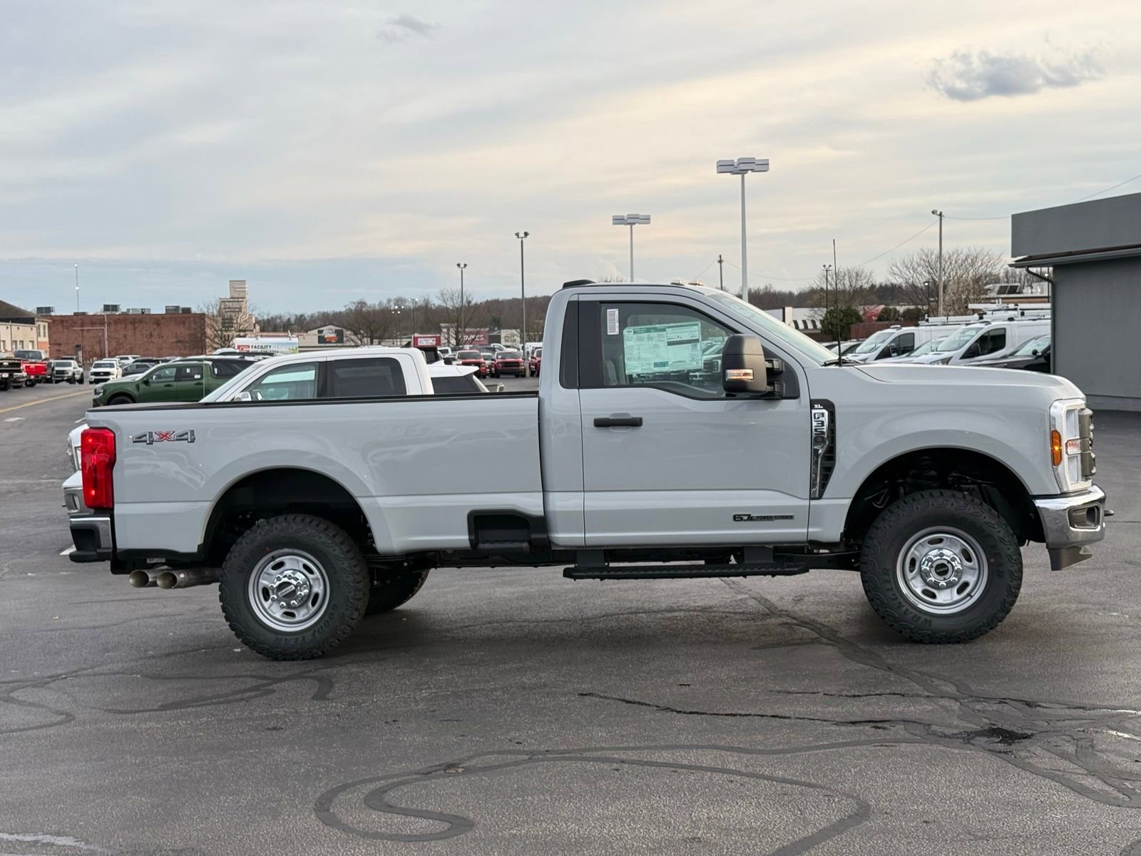 New 2026 Ford F350 4x4 Regular Cab Super Duty image 7