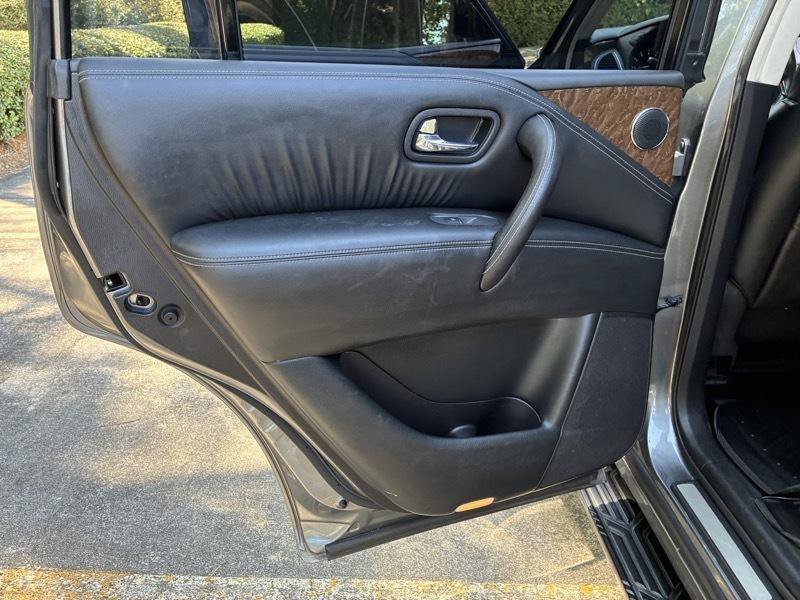 Used 2017 INFINITI QX80 4WD image 28